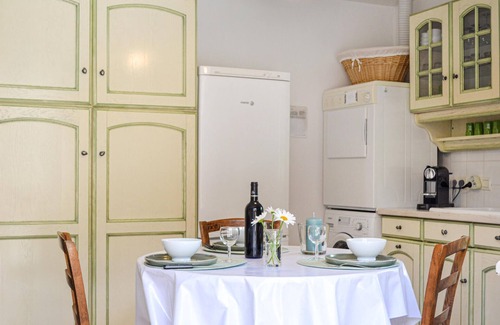Laruscade House | Nice home in Laruscade with WiFi