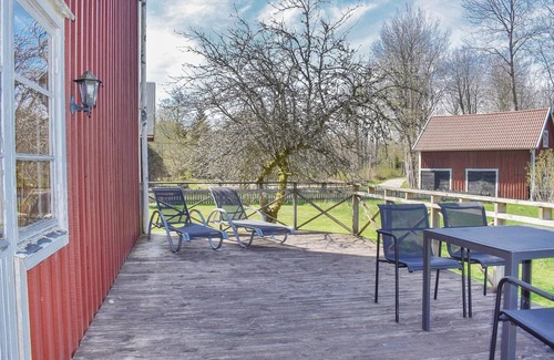 Lenhovda House | Nice home in Lenhovda with kitchen
