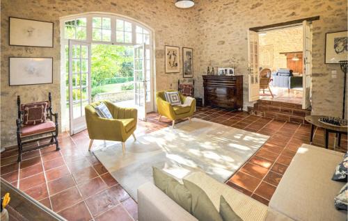 Saint-Ferme House | Nice Home In Monsegur