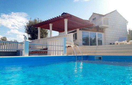 Praznica House | Nice home in Praznica