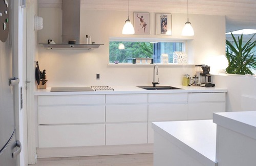 Klegod Strand House | Nice home in Ringkøbing with kitchen
