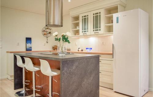 Sandve House | Nice Home In Sandve With House Sea View
