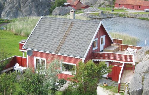 Ha House | Nice Home In Sirevåg With Kitchen