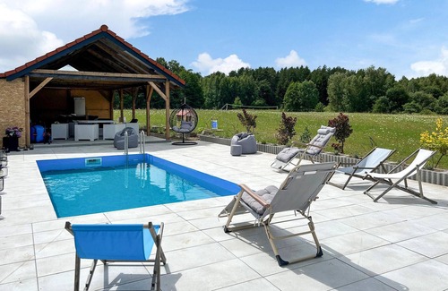 Faszcze House | Nice home in Stare Sady with kitchen