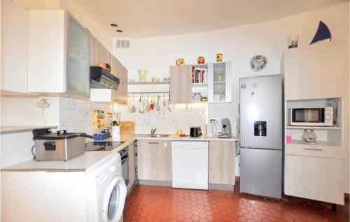 Torreilles-Plage House | Nice Home In Torreilles With Kitchen