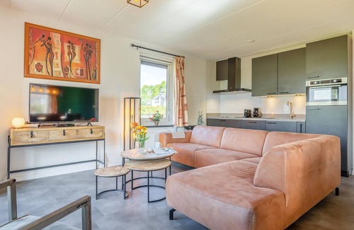 Tzummarum House | Nice home in Tzummarum with WiFi