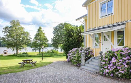 Urshult House | Nice Home In Urshult With Wifi