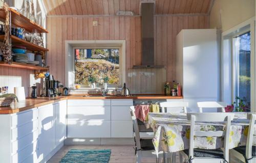 Vato House | Nice Home In Väto With House Sea View