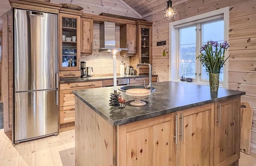 Rollag House | Nice home in Veggli with WiFi