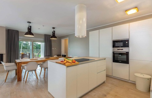 Veprinac House | Nice home in Veprinac with sauna