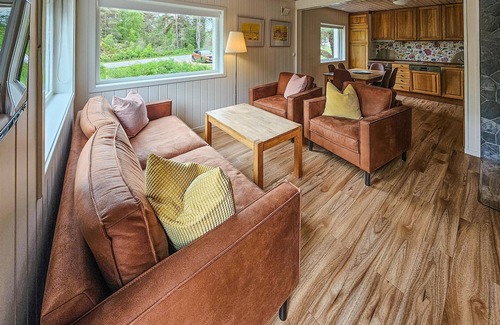 Hvaler House | Nice home in Vesterøy with WiFi