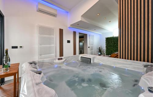 Ludbreg House | Nice Home In Vinogradi Ludbreski