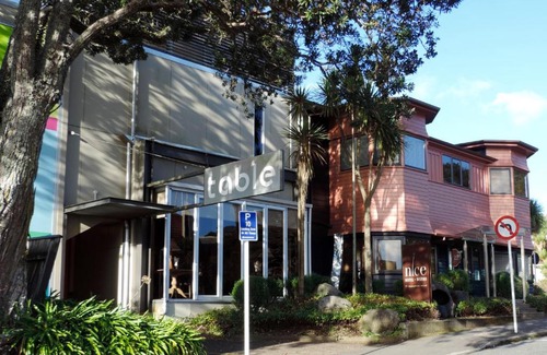 New Plymouth Hotel | Nice Hotel
