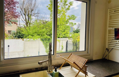 Centre Apartment | Nice house 20 minutes from Paris