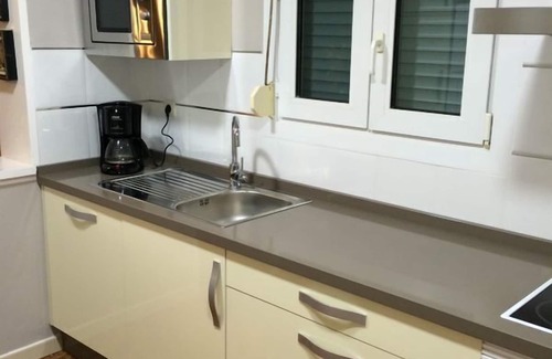 Los Geraeos House | Nice house for 6 people, Dream Pool & Parking & Wifi & Air Conditioning