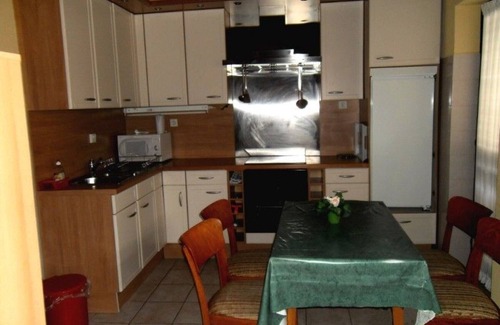 Zaboric Apartment | Nice house in a quiet location - only 2 apartments - sea view -ca. 30 m to the beach