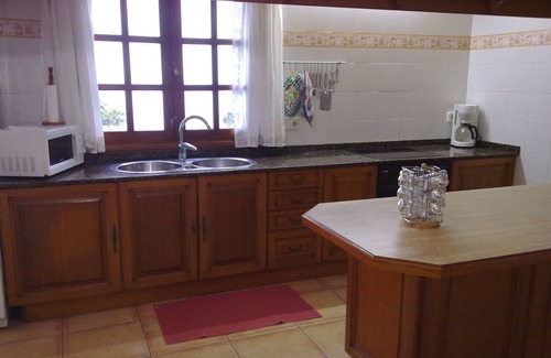 Caleta de Famara House | Nice house, private pool, WIFI, near to the beach.