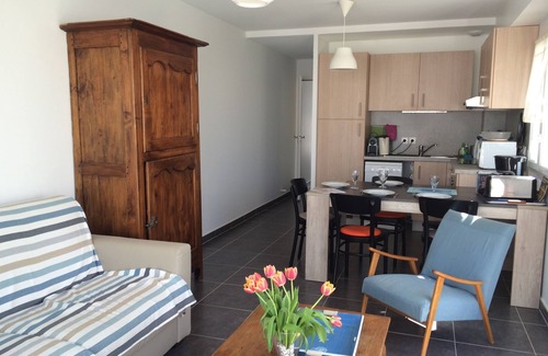 Loix House | Nice house with garage and enclosed garden in the center of Loix for 4 people