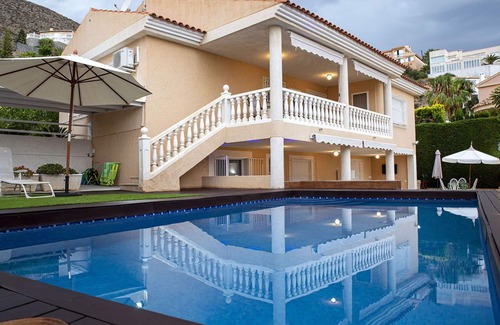 Bolnuevo Ski Chalet | Nice House With Pool in Murcia