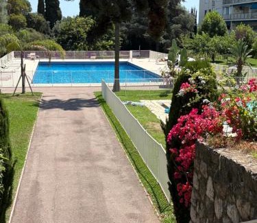 La Madeleine Apartment | NICE La Palmeraie Pool BEACH AC