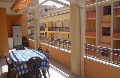 La Pietraia Apartment | Nice, large, quiet 2 bedroom apartment next to Algheros beach