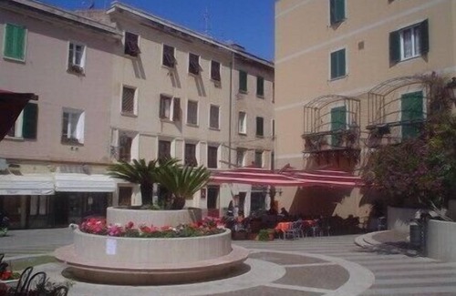La Pietraia Apartment | Nice, large, quiet 2 bedroom apartment next to Algheros beach