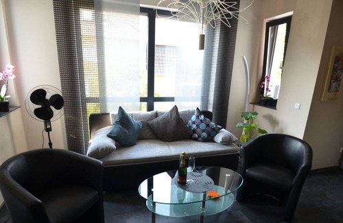 Bergkamen Apartment | Nice, modern apartment near Marina Rünthe