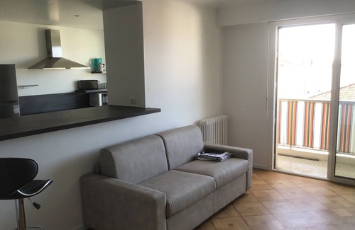Riquier Apartment | NICE Mont Boron. Large furnished studio renovated!