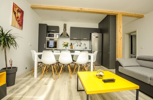 Prvic Luka Apartment | Nice, peaceful, beautifull, confort peace off paradise :)