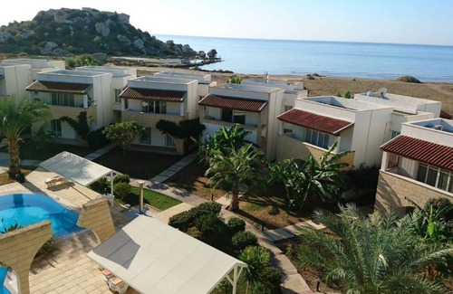Gastria Apartment | Nice Pool View 2 Bedroom Flat