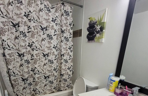 Durham Region Apartment | Nice Private 2 Bedroom Appartment