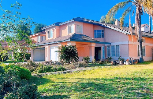 Estates at Canyon Crest House | Nice Private Room1 Riverside
