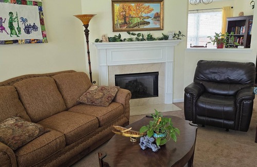 Whites Creek House | Nice quiet neighborhood, 5 min from Interstate 24 West and Interstate 65 South