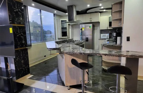 Lalinde Apartment | Nice Renovation! Perfect Location! A/C, Washer/Dryer, Fast net! Cable TV!