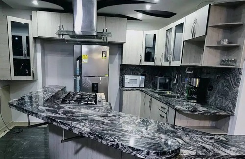 Lalinde Apartment | Nice Renovation! Perfect Location! A/C, Washer/Dryer, Fast net! Cable TV!