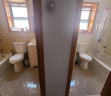 Queens House | Nice rooms Woodside