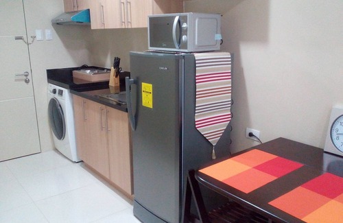 Salcedo Village Condo | Nice Salcedo Makati Studio apartment 19N