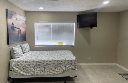 Town N County Park Bed & Breakfast | nice space to relaxing