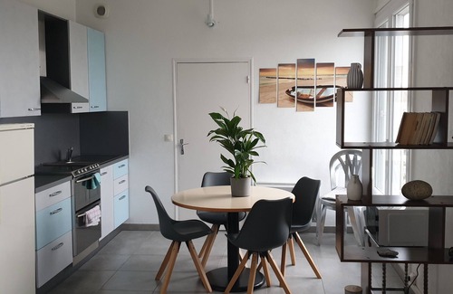Hauteville-sur-Mer Apartment | Nice studio with sea view