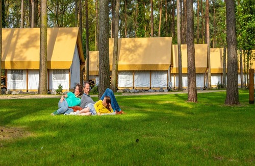 Zutendaal Ski Chalet | Nice Studio With Kitchenette 16 km From Maastricht