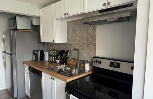 Northwest Calgary House | Nice suite, North, Calgary, AB.