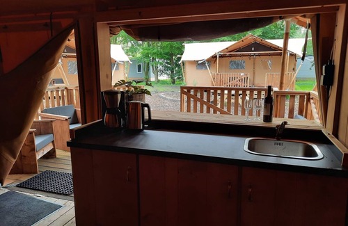 Municipality of Amstelveen House | Nice tent lodge near Amsterdam