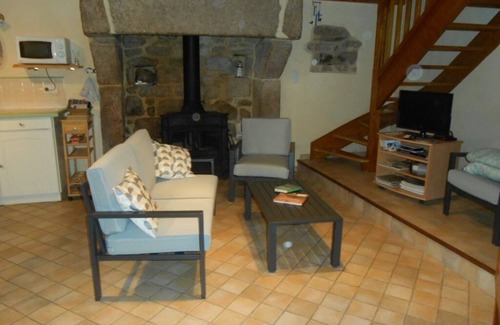 Montfarville House | Nice typical house near the port of BARFLEUR .