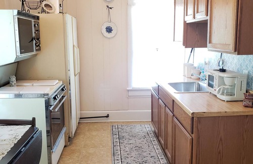 Mount Clemens Apartment | Nice upper flat large bedroom.