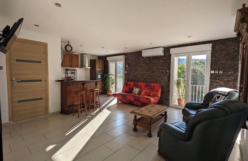 Aubenas Apartment | Nice view apartment 07200
