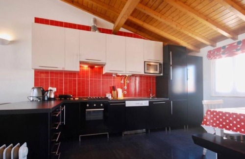 Leiria House | Nice view both sides.