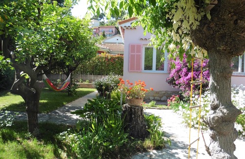 Roquebrune-Cap-Martin Villa | Nice villa with garden near the sea. Chin Roquebrune Cap Martin