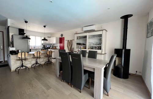 Aigues-Vives Villa | Nice villa, 20 minutes from the beaches and 5 minutes from the A9 motorway
