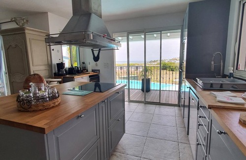 Cul de Sac Villa | NICE VILLA FULL OF LUXURY, WITH PRIVATE POOL A FEW METERS FROM PINEL ISLET