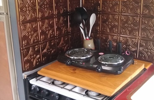 Ronan House | Nicely remodeled camp trailer five minutes drive from Flathead Lake